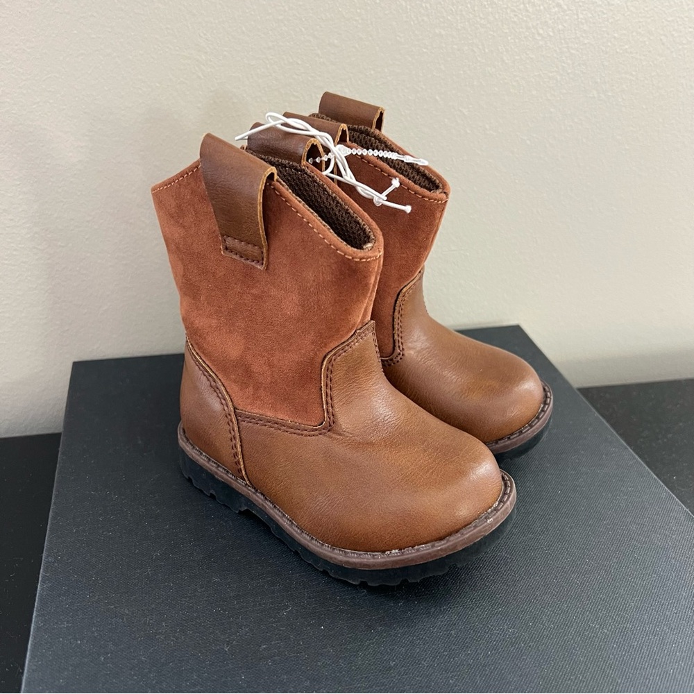 Cat and Jack toddler boots size 5 NWT